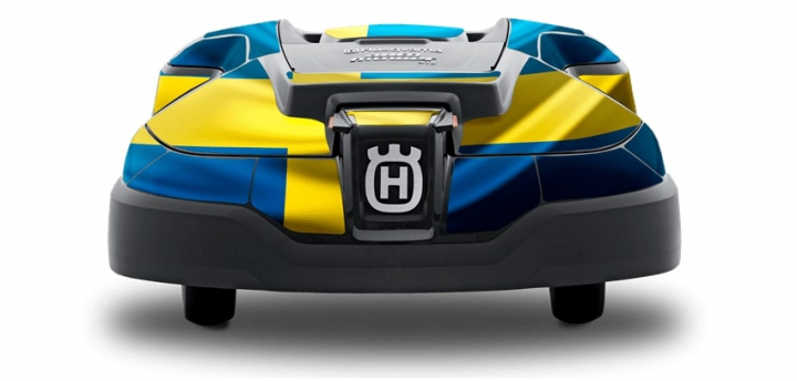 Tarrasarja 'Swedish flag' mallille Automower 310/315 ryhmässä Lisälaitteet robottiruohonleikkurit / Tarrasarja @ GPLSHOP (5992953-02)