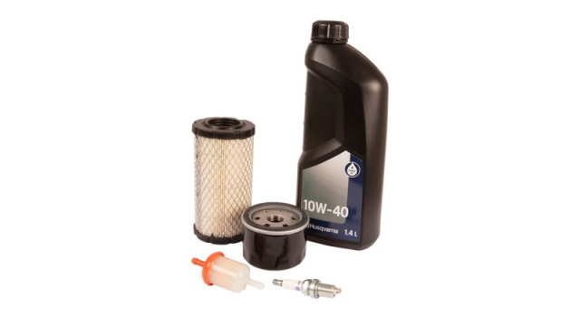Huoltosarja Husqvarna R216AWD, R216, FR2216MA, FR2216MA4X4, R115C, FR2315MA, TC 138, TS 142, TS 142L