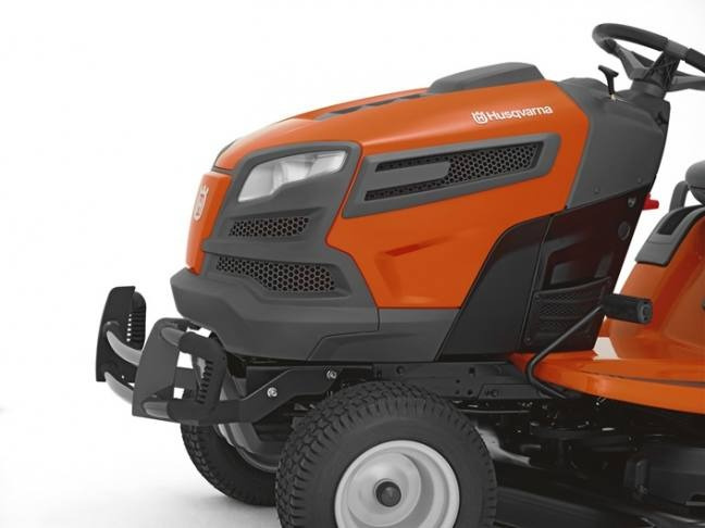 Puskuri oksasuojineen Husqvarna Tractor