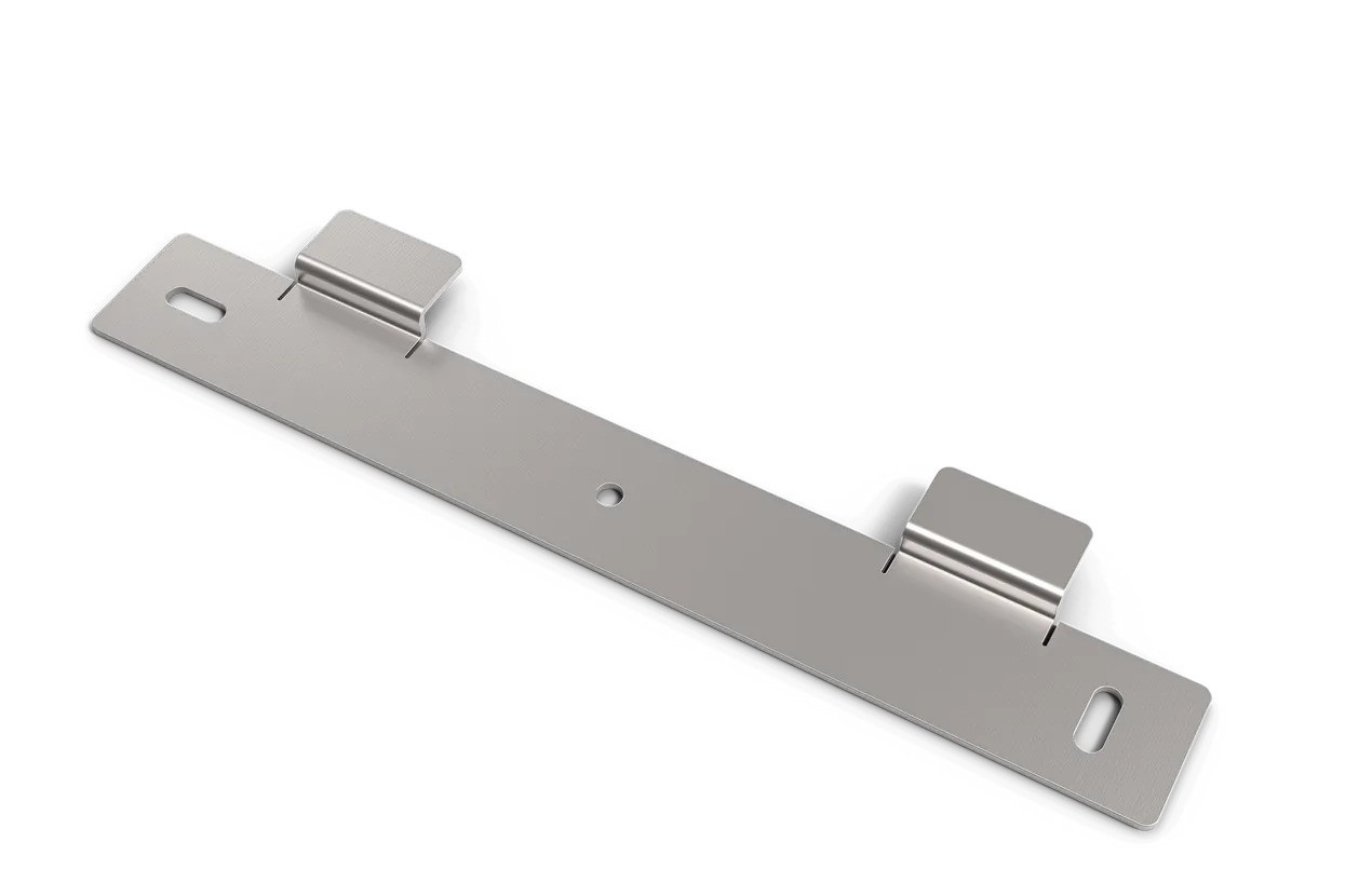 Husqvarna-seinäkiinnike akkulaatikolle