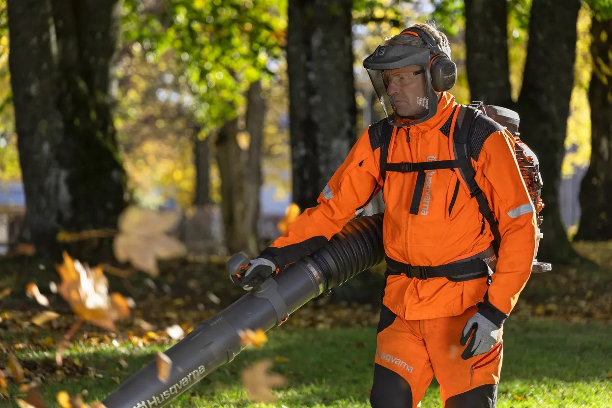 Husqvarnan kuulonsuojaimet, X-HIGH, sankamalli