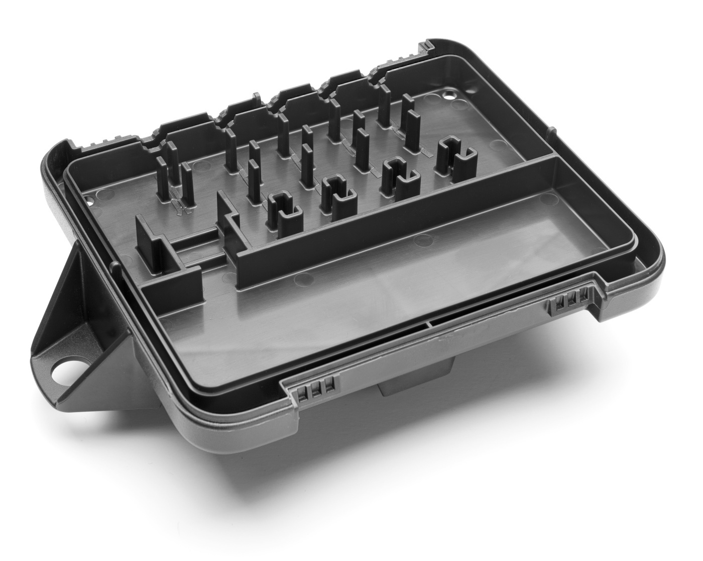 Robottiruohonleikkurin liittimien talvisuoja