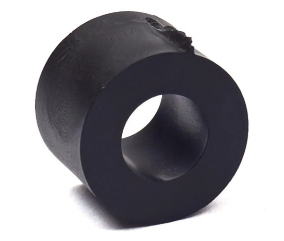 Välikappale-polttoainetankki