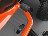Husqvarna TS 138 puutarhatraktori Husqvarna TS 138 puutarhatraktori
