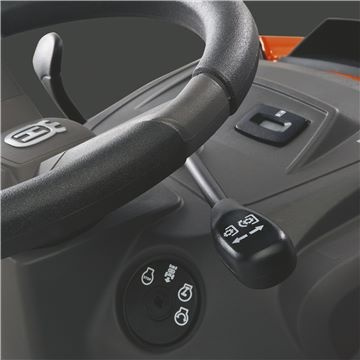 Husqvarna TS 138L puutarhatraktori