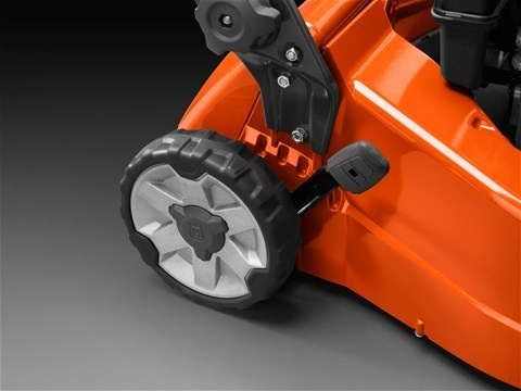 HusqvarnaLC 247Li Akkuruohonleikkuri
