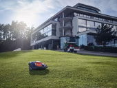 Husqvarna Automower® 550 EPOS™ Husqvarna Automower® 550 EPOS™