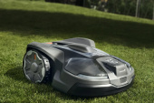 Husqvarna Automower® 450X Nera rajalangattomalla teknologialla Husqvarna Automower® 450X Nera rajalangattomalla teknologialla