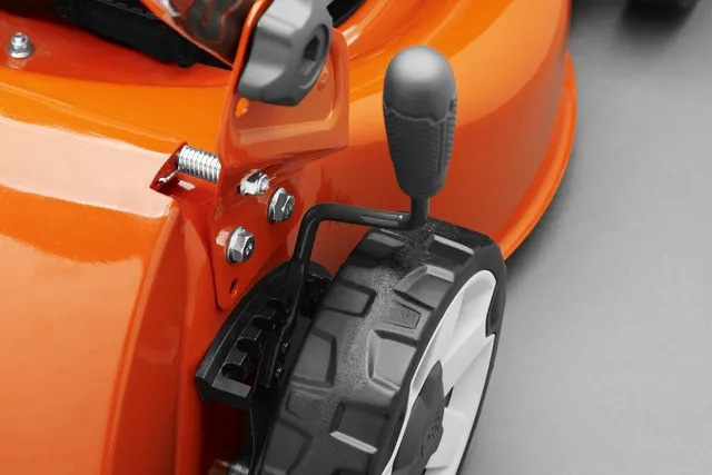 Husqvarna LC 142iS + B140 & C80