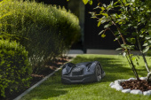 Husqvarna Automower® 305E Nera Robottiruohonleikkuri Husqvarna Automower® 305E Nera Robottiruohonleikkuri