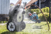 Husqvarna Automower® 405XE Nera Robottiruohonleikkuri kanssa EPOS plug-in kit Husqvarna Automower® 405XE Nera Robottiruohonleikkuri kanssa EPOS plug-in kit