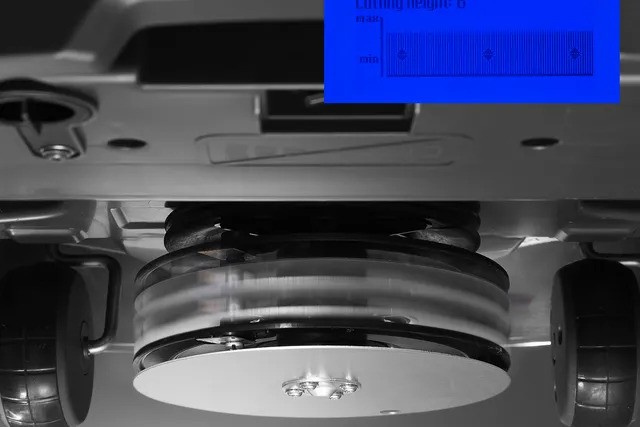 Husqvarna Automower® 405XE Nera Robottiruohonleikkuri kanssa EPOS plug-in kit