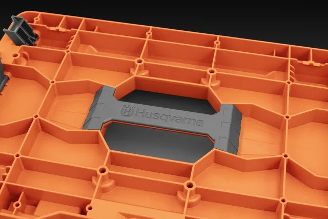 Husqvarna Monisovitinlevy