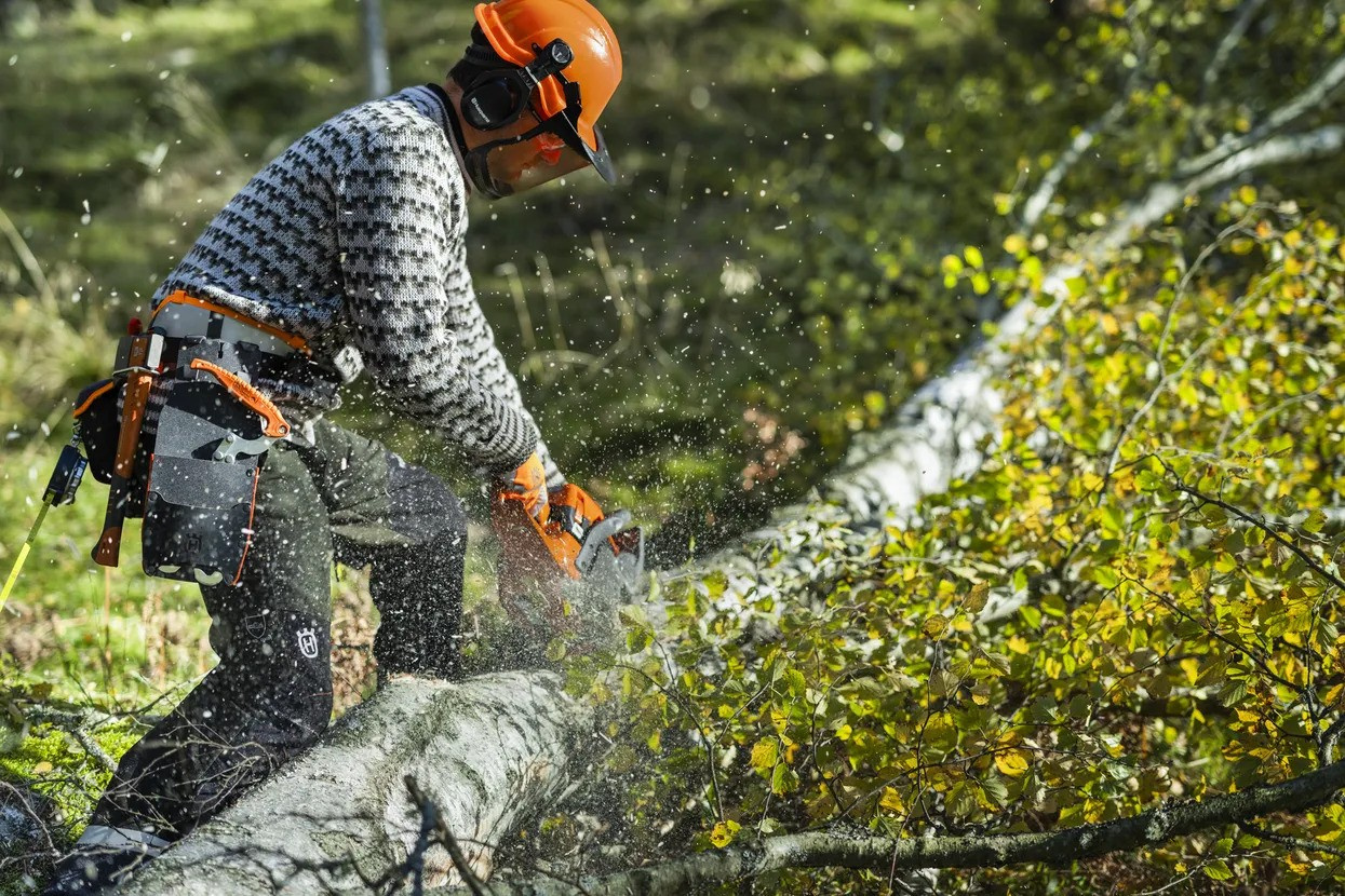 Husqvarna 450S Moottorisaha