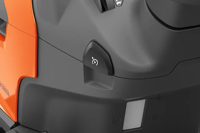 Husqvarna TC 220T puutarhatraktori