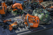 Husqvarna T525 Moottorisaha Husqvarna T525 Moottorisaha
