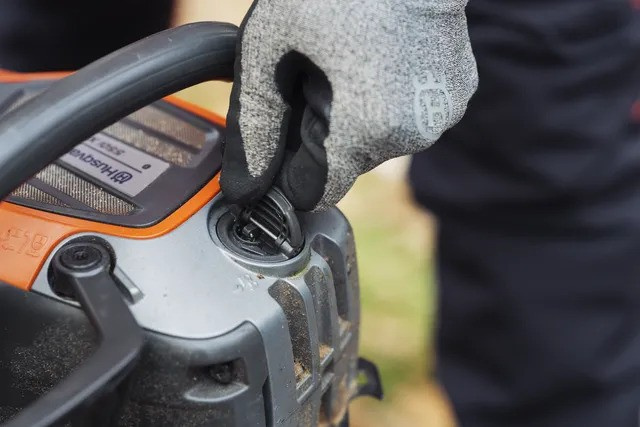 Husqvarna 550i XP® Akkukäyttöiset sahat