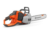 Husqvarna 550i XP® G akulla ja laturilla Husqvarna 550i XP® G akulla ja laturilla