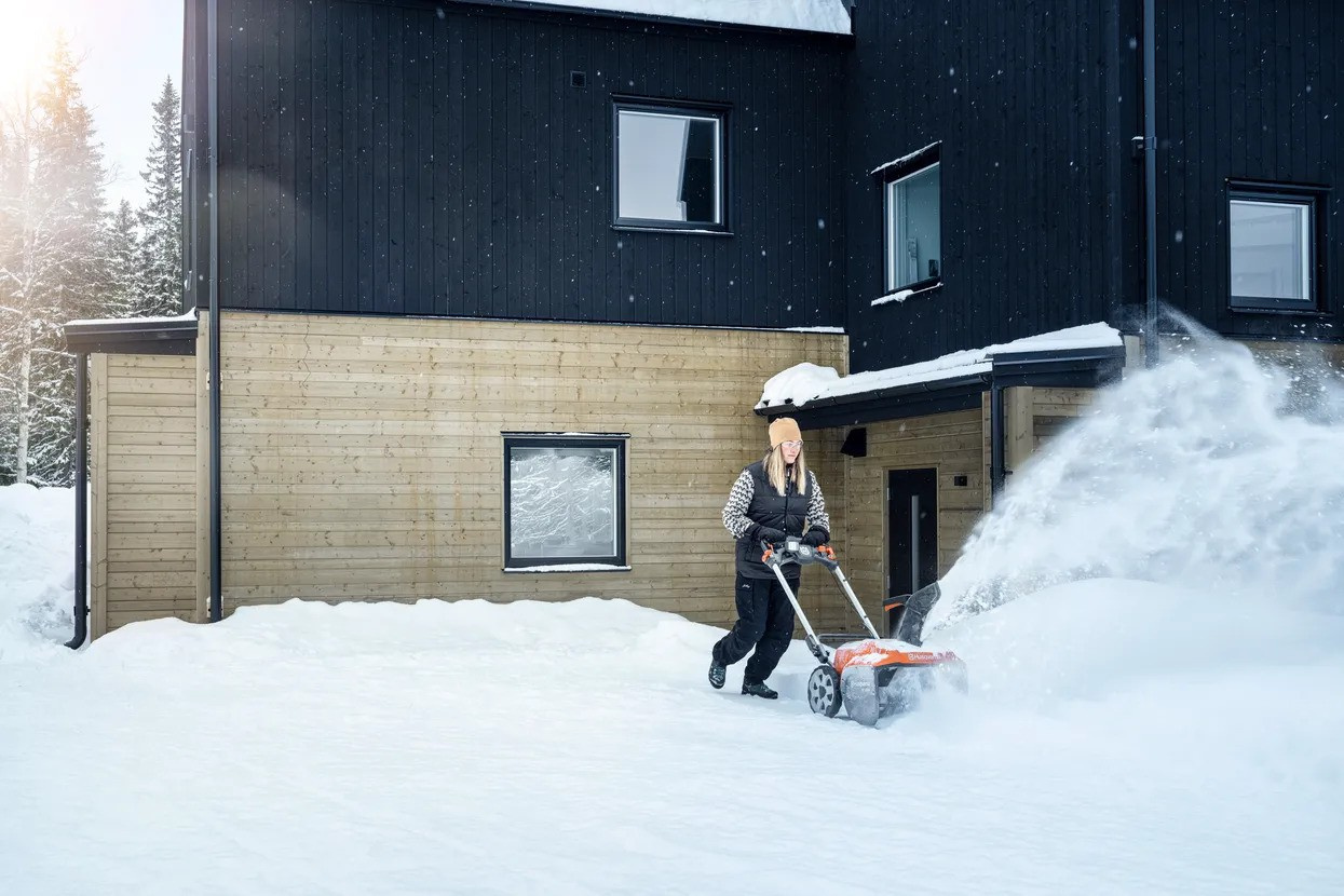 Husqvarna ST 253i Lumilinko