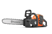 Husqvarna 230i akkukäyttöinen moottorisaha akulla ja laturilla Husqvarna 230i akkukäyttöinen moottorisaha akulla ja laturilla