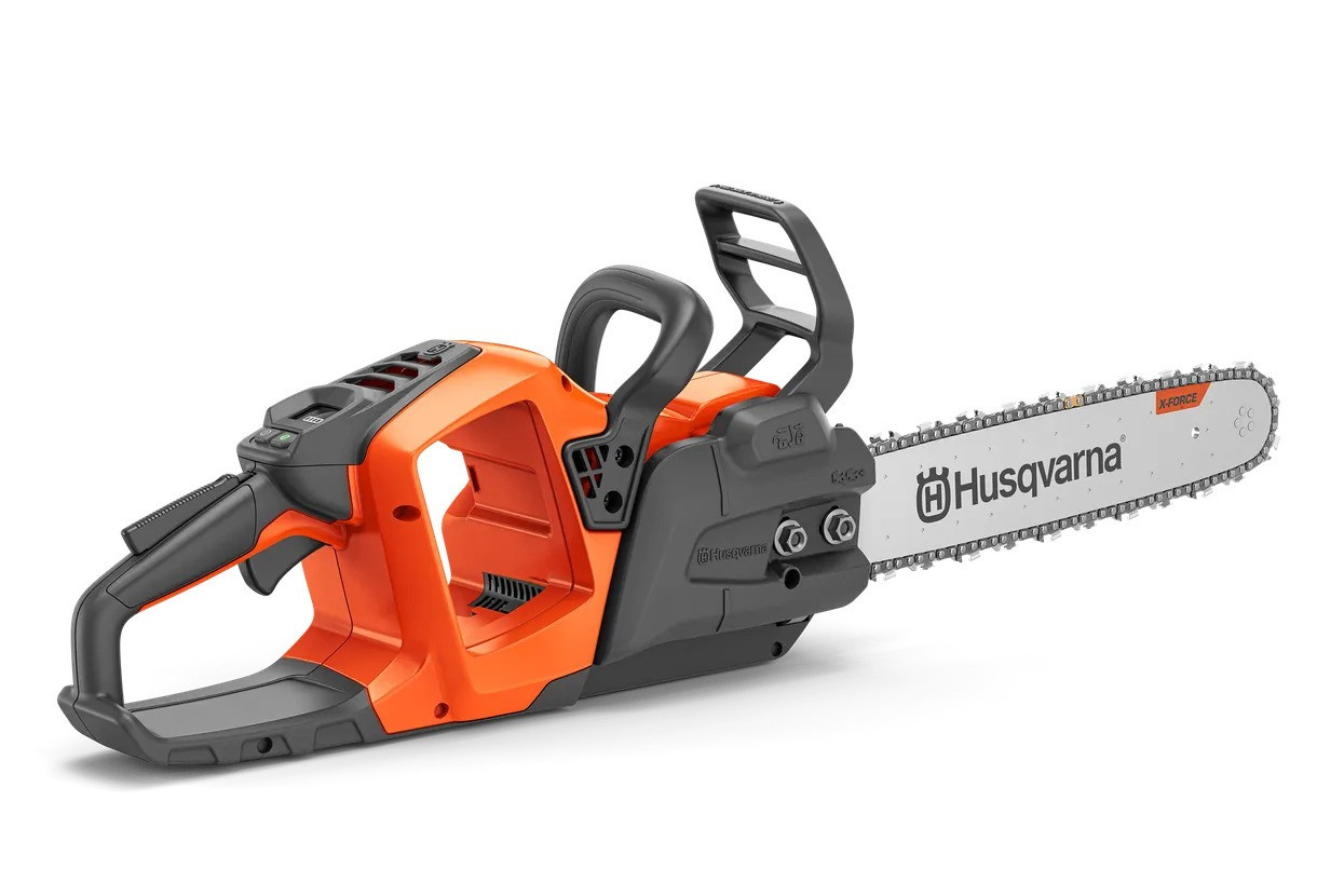 Husqvarna 440i akkukäyttöinen moottorisaha akulla ja laturilla